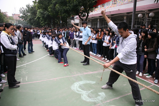 主裁判凌宁坚老师