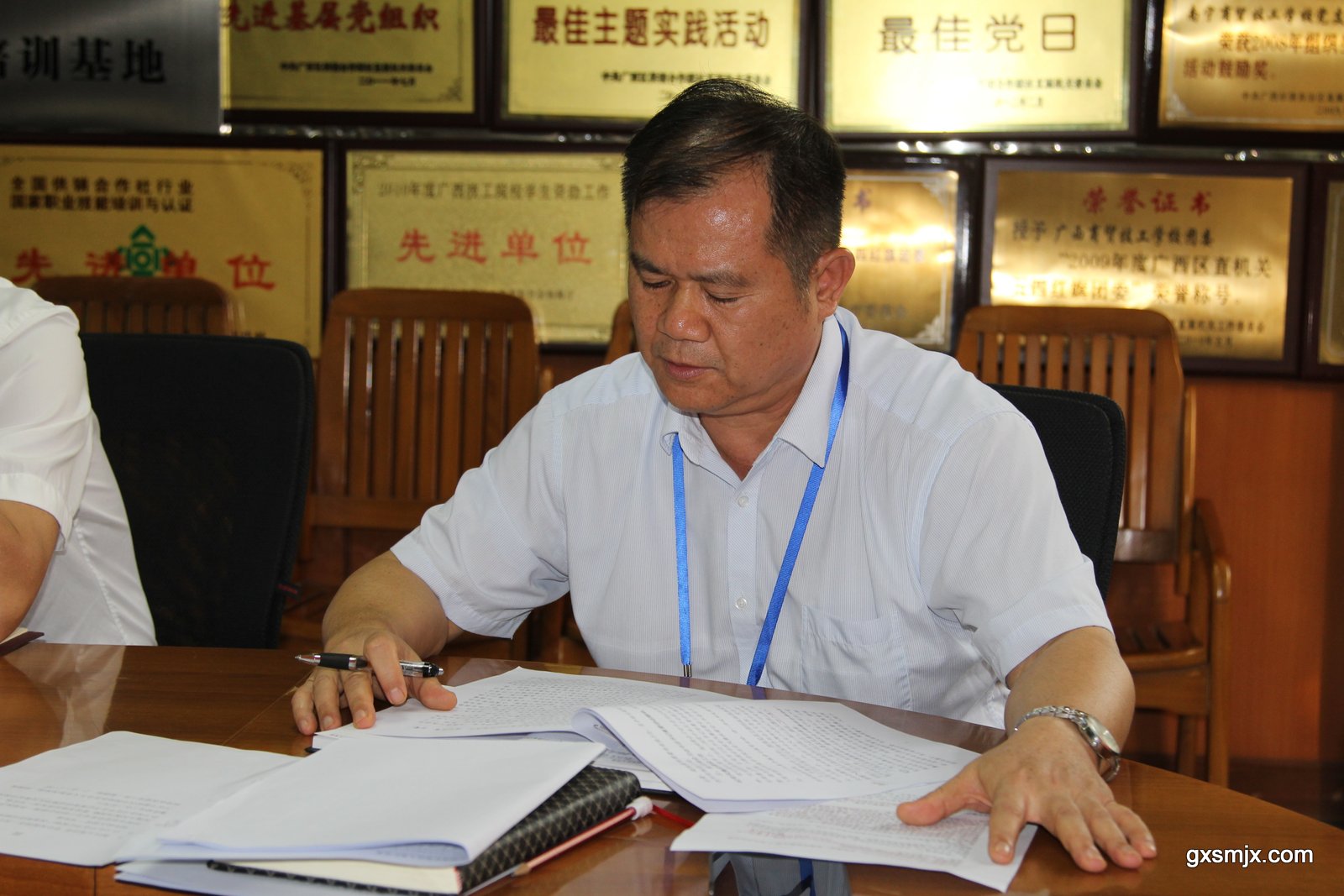 6党委委员、纪委书记任其江同志研讨发言.JPG