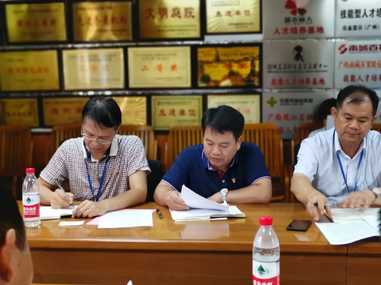 6.学校纪委委员、财务科科长蒙国壮谈心得体会.jpg