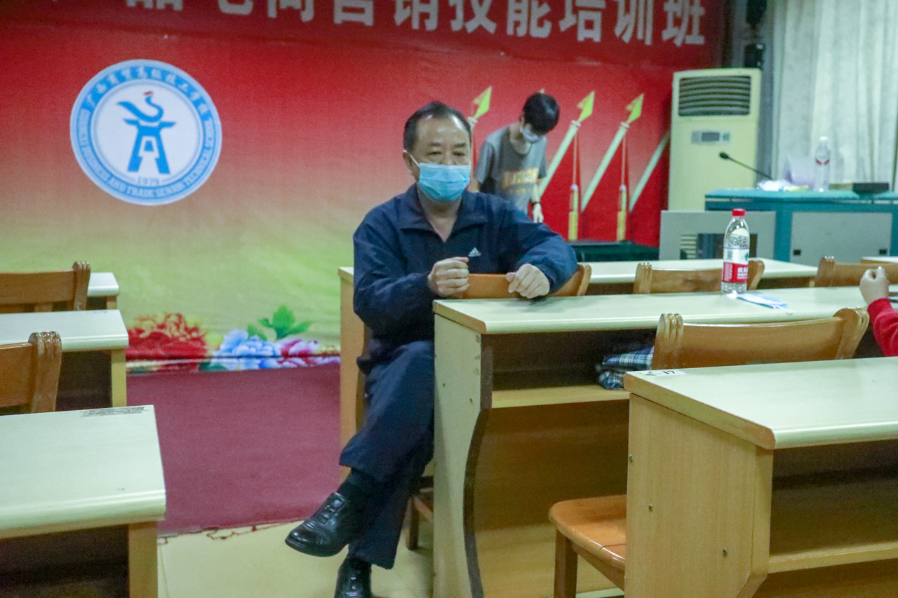 _Y__5262.jpg _Y__5262.jpg