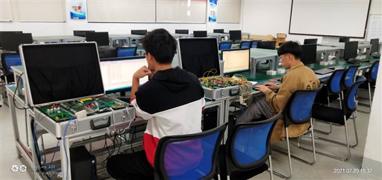 C:\Users\Administrator\Desktop\20210221明阳校区技能训练动员\备赛\单片机控制装置安装与调试.jpg