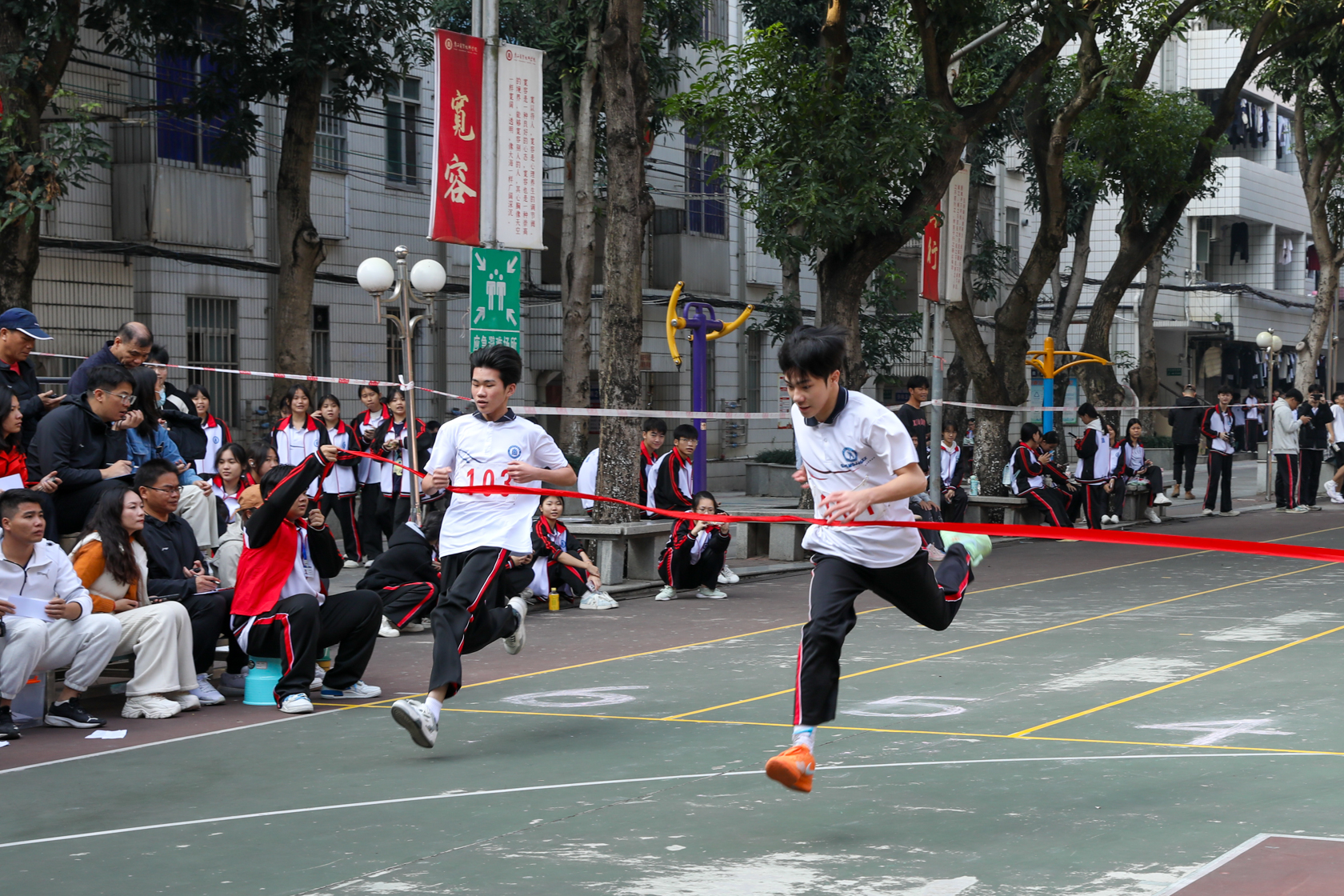 5D4B0642.jpg 5D4B0642.jpg